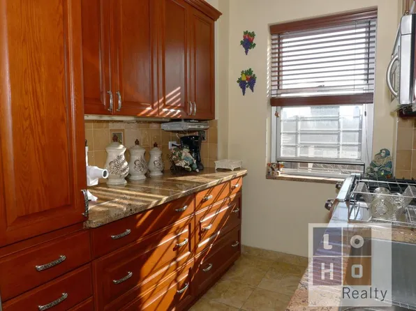 550 Grand Street image 1 of 4