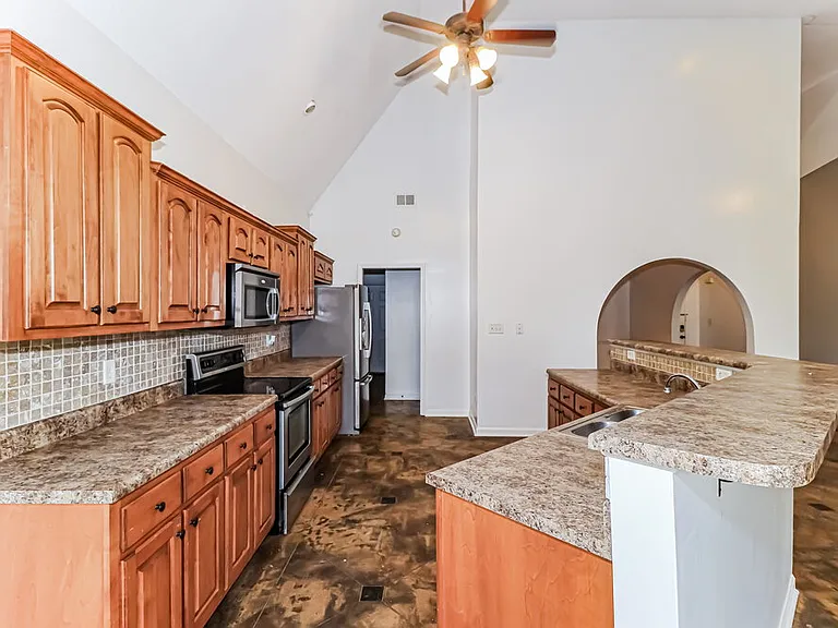 5432 Milton Ridge Dr — Photo 10