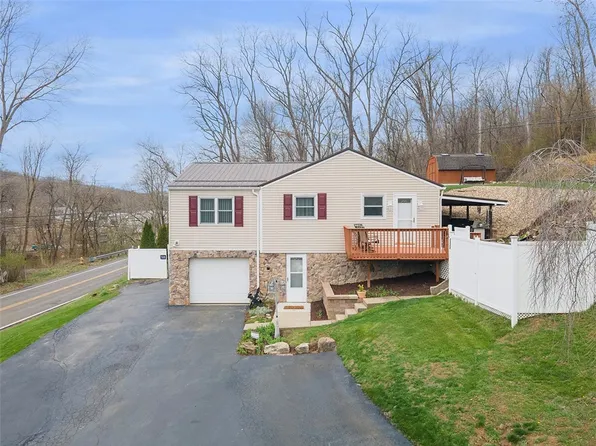 7826 Noblestown Rd N, Mc Donald, PA 15057