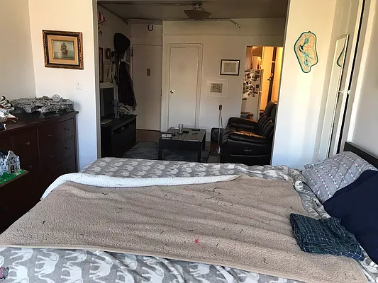 Rented by J Misrahi Realty Corp | media 21