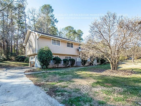 3rd image of 4154 Arrayro Dr