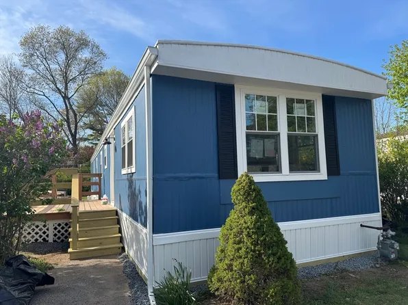 1340 County Street 46, Attleboro, MA 02703