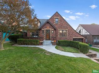 4551 Walnut St, Omaha, NE 68106