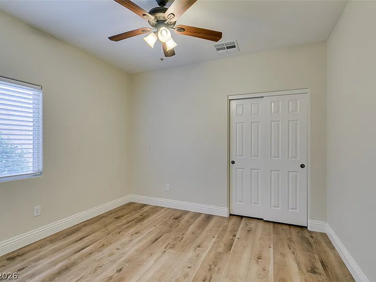 2884 Green Falls Ave — Photo 17