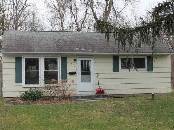 104 Sims Pl, Fayetteville, NY 13066