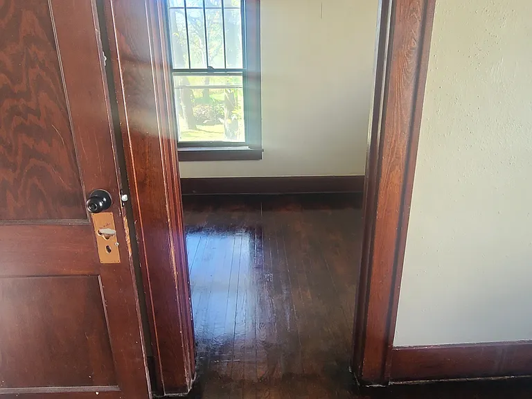 300 Stoughton Rd — Photo 14