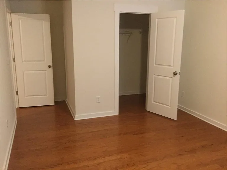 1392 Weatherbrook Cir — Photo 11