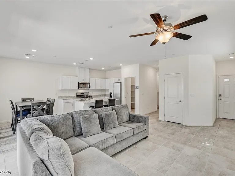 498 Canary Song Dr — Photo 38