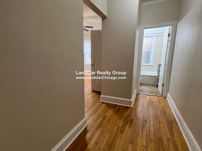 4931 N Whipple St #2E — Photo 17