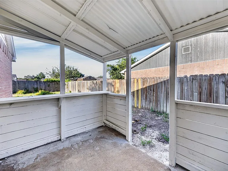 24114 Four Sixes Ln — Photo 28