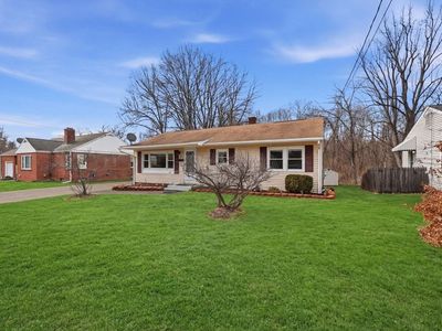 596 Newton St, South Hadley, MA, 01075