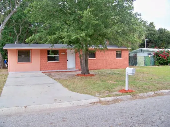 4617 Burkett Cir, Tampa, FL 33634