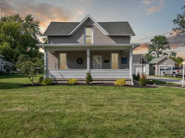 328 E Water St, Oak Harbor, OH 43449