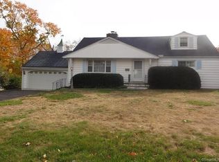 91 Clough Rd, Waterbury, CT 06708