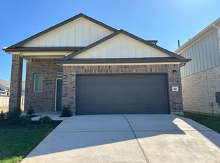 165 White Horses Dr, Kyle, TX 78640