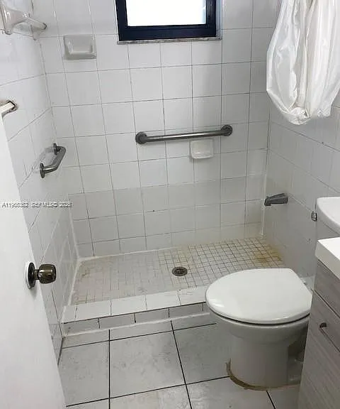 1530 SW 2nd St #101 — Photo 5