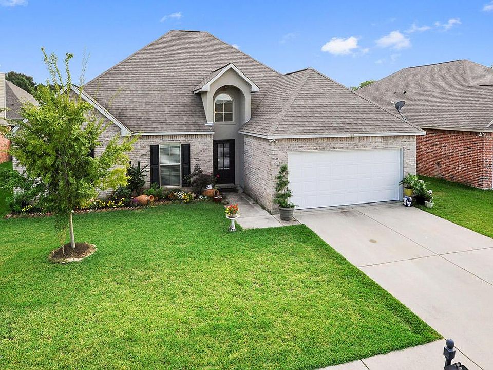 1st image of 107 Crossfield Ln