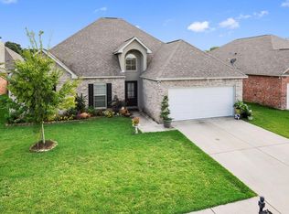 107 Crossfield Ln, Carencro, LA 70520