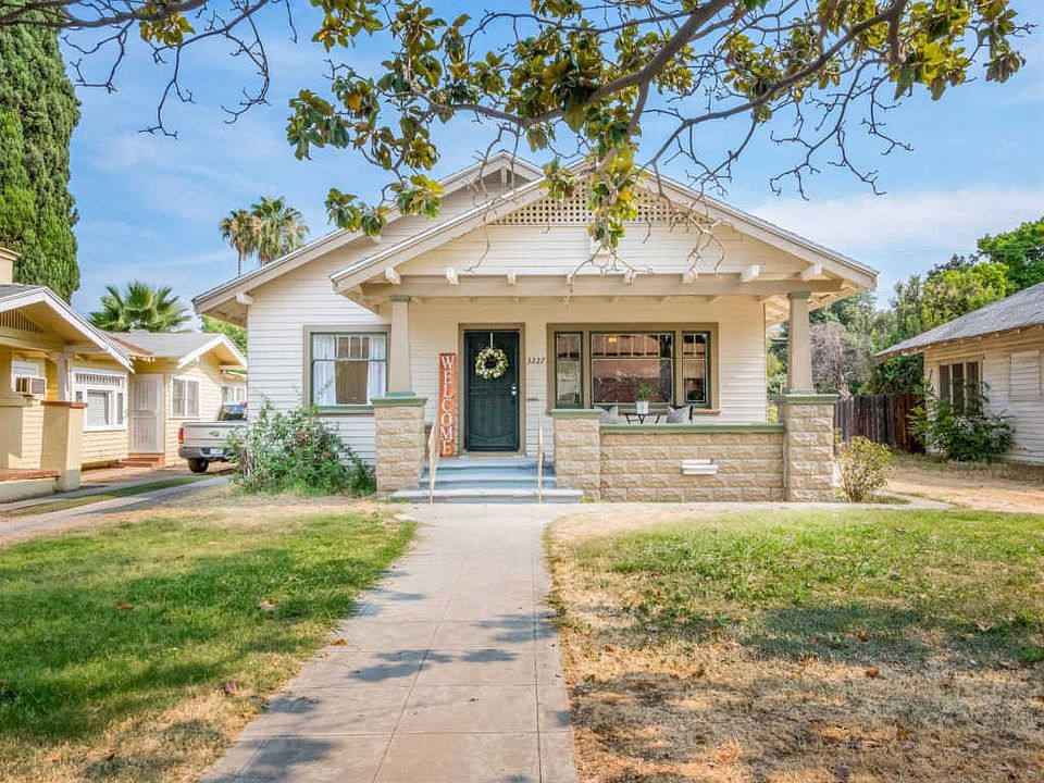 3227 E Balch Ave, Fresno, CA 93702 | Zillow