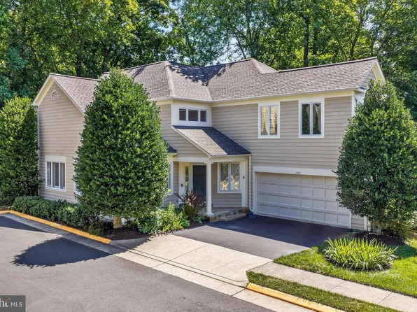11201 Pavilion Club Ct, Reston, VA 20194