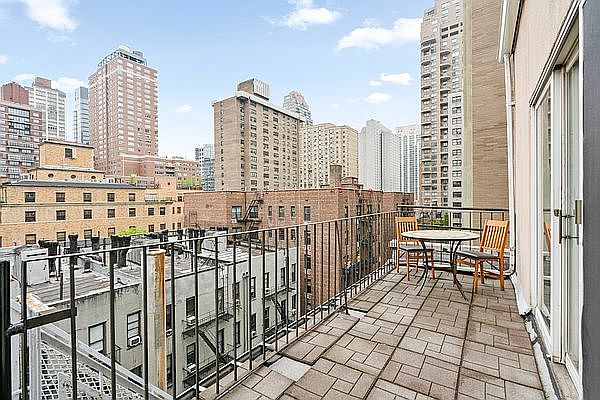 1st image of 321 E 69th St APT 6C