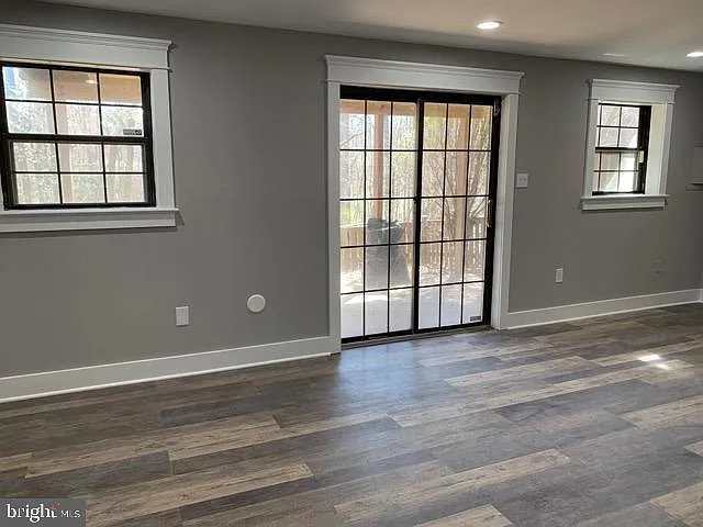 10203 Scarborough Commons Ct — Photo 19