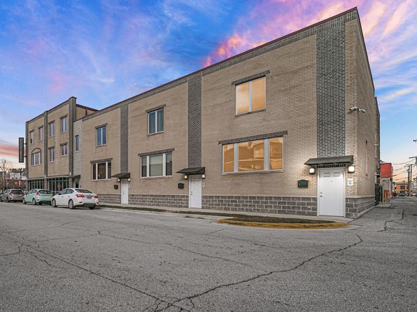2200 E 138th St, East Chicago, IN 46312