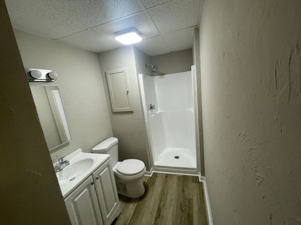 34 Worcester Rd, Charlton, MA 01507