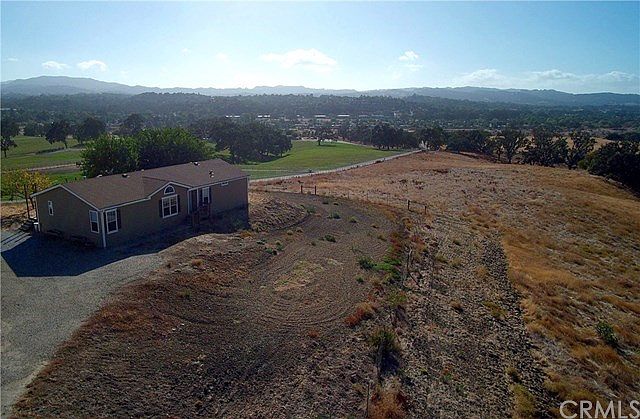Panoramic views from homesite