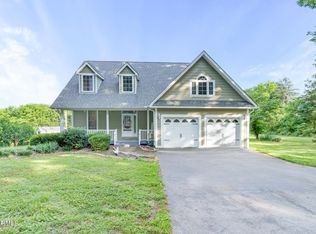 365 Gun Ridge Rd, Vonore, TN 37885