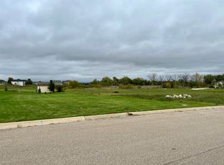 910 Courtney Ln, Marengo, IL 60152