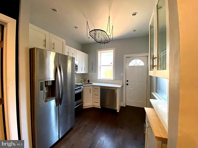 1457 N Corlies St — Photo 11
