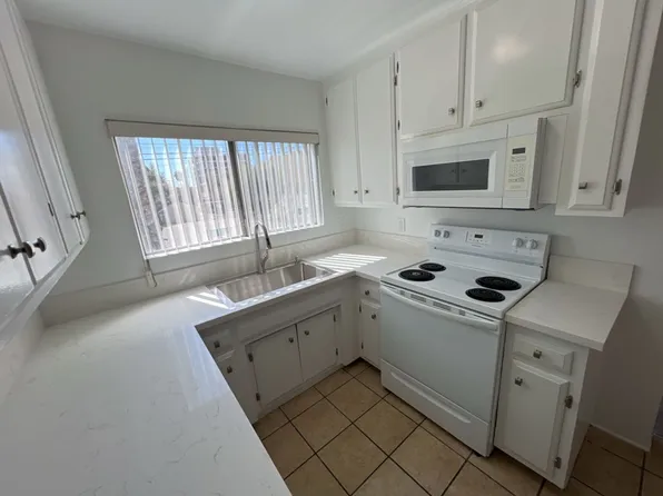 206, 601 E Angeleno Ave APT G, Burbank, CA 91501