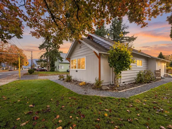 303 Lincoln Street, Everson, WA 98247