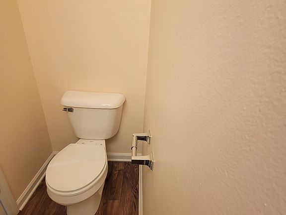2nd image of 303 Melissa Dr #1