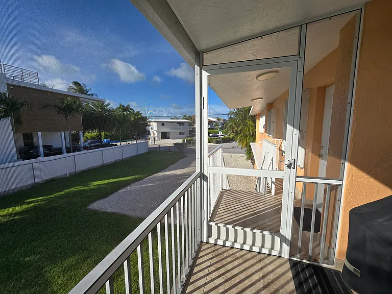 126 Gulfview Dr — Photo 42
