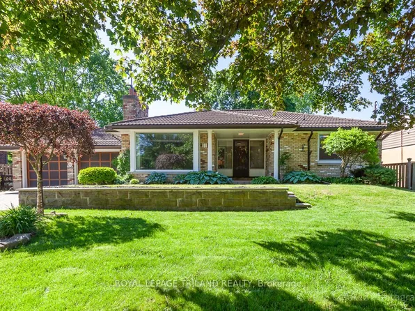 37 Dennis Ave, London, ON N6P 1B8