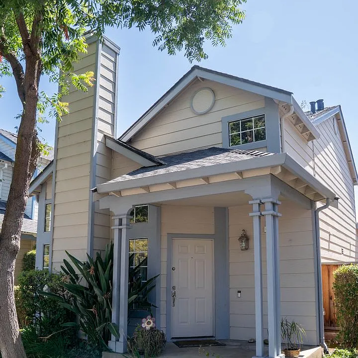 6285 Potrero Dr