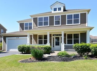 3135 Heritage Pkwy, Elgin, IL 60124