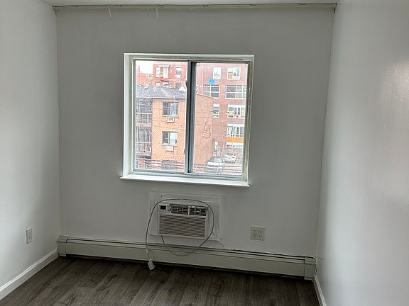 4th image of 13316 41st Rd APT 3F