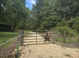 152 Valentine Branch Rd, Big Sandy, TN 38221