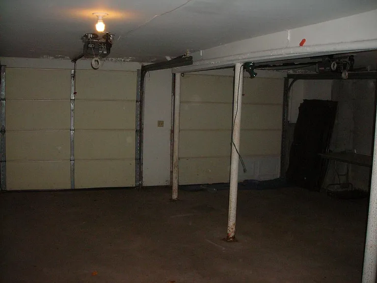 290 Center St #SINGLE FAM — Photo 15