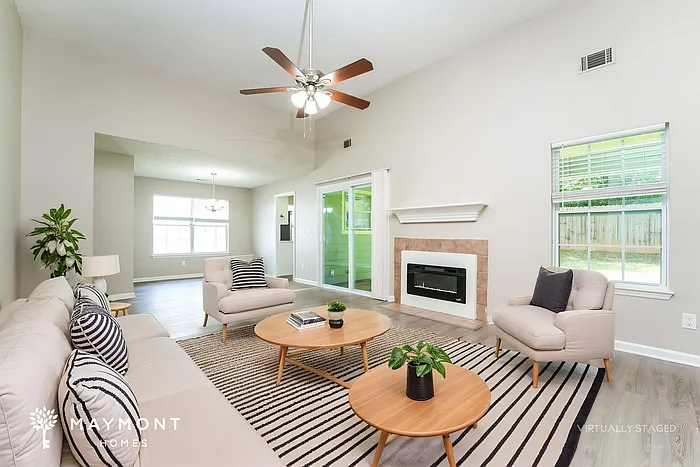 1901 Corners Cir — Photo 5