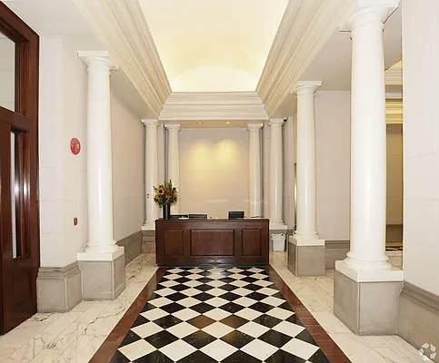 Rented by 280 Park Avenue South Realty | media 37