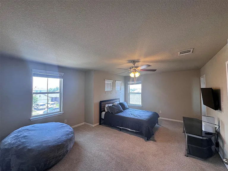 321 Callahan Ln — Photo 24