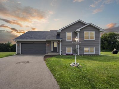 113 New Brunswick Ln SW, Poplar Grove, IL, 61065