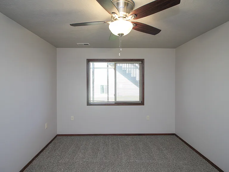 281 Vernon Dr #4 — Photo 22