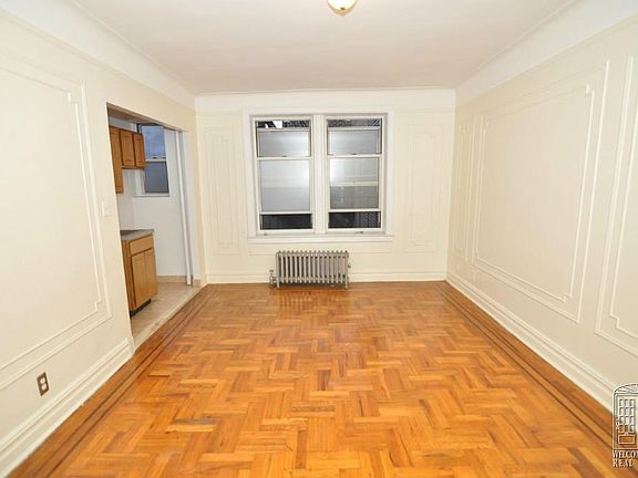 2nd image of 4129 46th St #6O