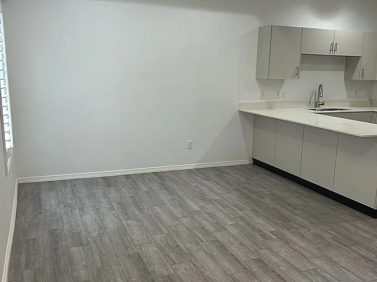 3904 Whitewing Ave #4 — Photo 3