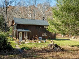 1256 Four H Camp Rd, Morgantown, WV 26508